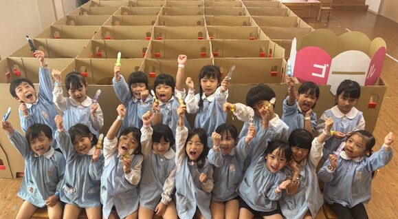 ダンボール迷路