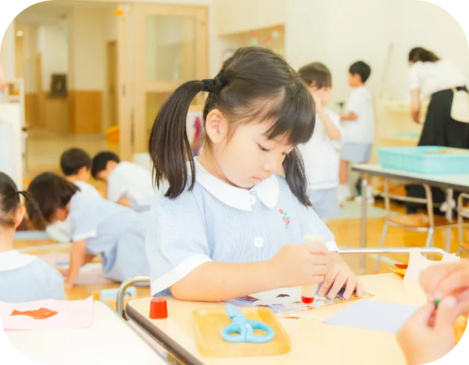 満3歳児・3・4・5歳児の縦割りクラス編成